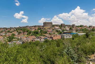 DİYARBAKIR -MİDYAT-SÜRYANİ VE EZİDİ KÖYLERİ-MARDİN-TURU
