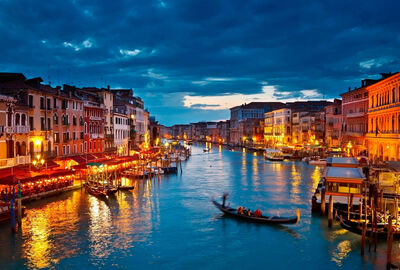 Kuzey İtalya'nın Başkenti Milano | 3 Gece | İzmir | SunExpress