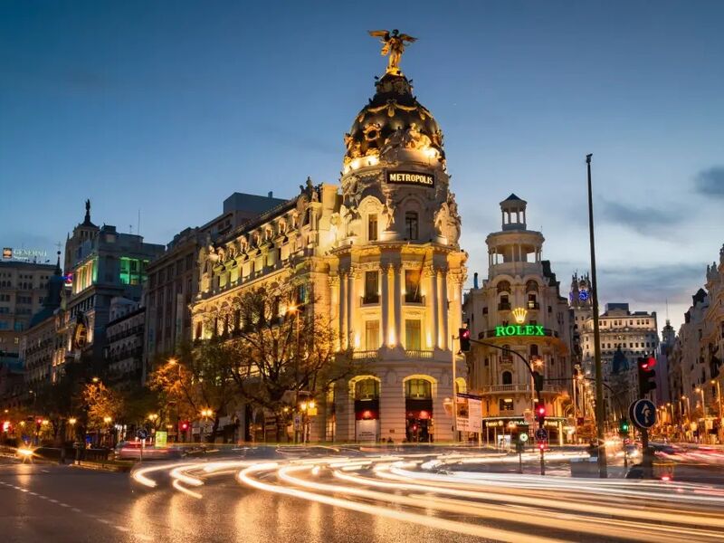 Endülüs’ten Katalonya’ya Masalsı Büyük İspanya & Endülüs Turu Elhamra Sarayı Dahil | 7 Gece | İstanbul Çıkış | Mad - Bcn | THY 29.06